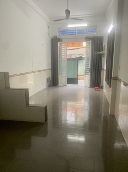 Bán nhà hẻm xe hơi đường Lạc Long Quân, P.5, Q.11. Giá 5,4 tỷ