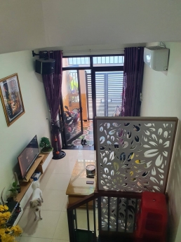 Nhà đẹp 2 mặt kiệt Lê Đình Lý - Đà Nẵng - ô tô đậu đỗ ngày đêm.