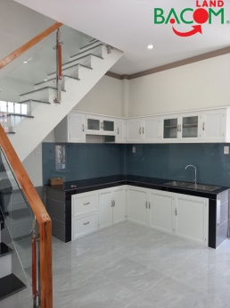 chỉ 2,95 tỷ TL.Bán căn nhà lô góc 2 mặt tiền 1T1L Tân Phong liền kề khu cư xá Phúc Hải,Tân Phong.