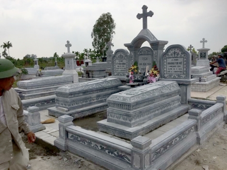 Lăng mộ đá công giáo đẹp - Tham khảo ngay thôi nào