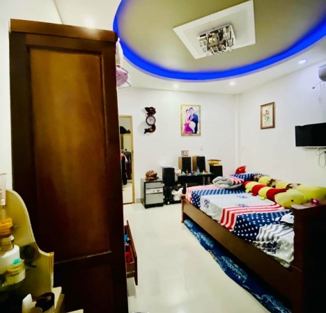 HẺM NHỰA XE HƠI HUỲNH VĂN BÁNH 52M2 1T3L 4PN CHỈ 8 TỶ5