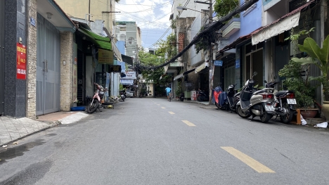 NHÀ XINH MẶT TIỀN 4 TẦNG NỞ HẬU VÔ Ở NGAY