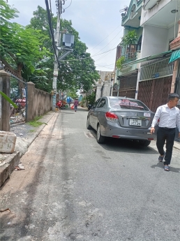 Nhà HXH Phan Văn Hớn- Cạnh Coopmert Phan văn hớn Giá nhỉnh 3 Tỷ