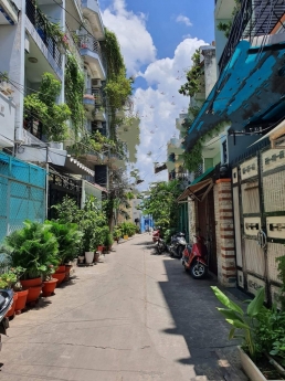 TT QUẬN 11, HXT THÔNG, SÁT MẶT TIỀN LẠC LONG QUÂN, GẦN CV ĐẦM SEN, HÒA BÌNH, 3THÁNG2, NHÀ RẤT MỚI