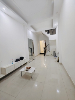 VIP Nhà Đinh Tiên Hoàng 3 tầng 50m2 HXH chỉ 6 tỷ nhĩnh