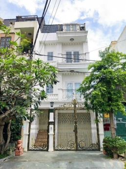 Bán nhà măt tiền Phạm Văn Đồng kinh doanh sầm uất 56m  Phường Linh Đông