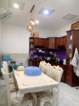 Gấp bán giá rẻ HXH 2 tầng Quang Trung P11 GV 52m2 nhỉnh 4,x tỷ TL