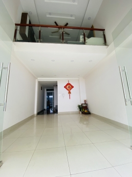 Bán gấp nhà HXH CMT8 Quận 10 DT 52m2 giá nhỉnh 13 tỷ