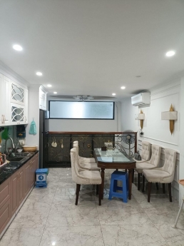 Bán gấp nhà Bồ Đề, Long Biên 50m2, 6 tầng, thang máy , gara ô tô- THÔNG