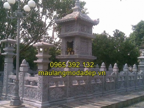Các mẫu mộ tháp phật giáo bằng đá được chế tác tại làng nghề đá Ninh Vân