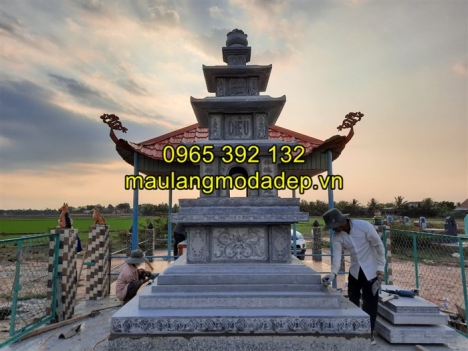 Các mẫu mộ tháp phật giáo bằng đá được chế tác tại làng nghề đá Ninh Vân
