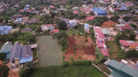 mảnh đất tại TK Bó Bun- TT Nông Trường Mộc Châu.
đón sóng cao tốc vào năm 2023 khỏi công, Mộc Châu