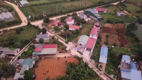 Chính chủ - cần bán gấp - mảnh đất 1300m²- tại Bó Bun- TT Nông Trường - Mộc Châu