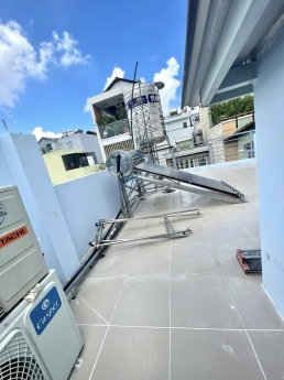 VỊ TRÍ ĐẮC ĐỊA, SÁT HXH, TRƯỜNG SA, DT 32M2 X 4 TẦNG, CHỈ 6.8 TỲ TL