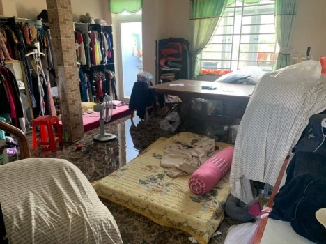 HXT THÔNG GẦN MẶT TIỀN VÕ VĂN KIỆT,VỪA Ở VỪA MUA BÁN KINH DOANH,  NGANG KHỦNG 5.5M, NHÀ RẤT MỚI