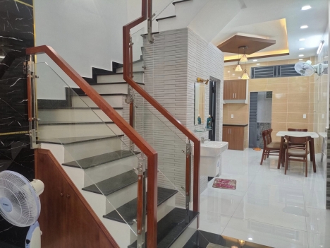 NHÀ ĐẸP MÊ LY MANG PHONG CÁCH CHÂU ÂU, GIÁ 5 TỶ