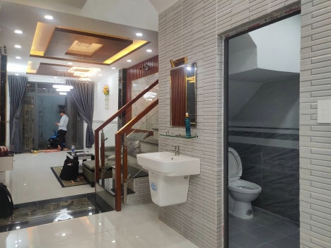 NHÀ ĐẸP MÊ LY MANG PHONG CÁCH CHÂU ÂU, GIÁ 5 TỶ