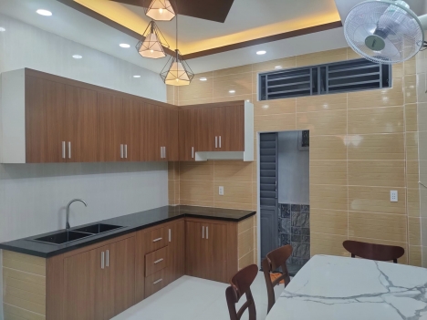 NHÀ ĐẸP MÊ LY MANG PHONG CÁCH CHÂU ÂU, GIÁ 5 TỶ