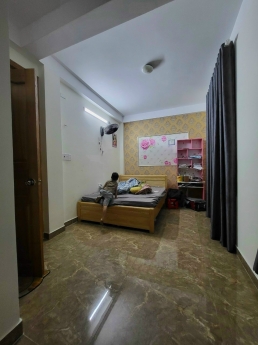 Bán nhà Hiệp Thành Q12 – 5 tầng 60m2 6x10 – Nội thất cao cấp – HXH – 5,6 tỷ.