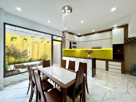 Nhà Đẹp Lung Linh, Thông số vàng, ngang 5.8m, DT 116m2 Gần Phú Mỹ Hưng Nhỉnh 8 tỷ