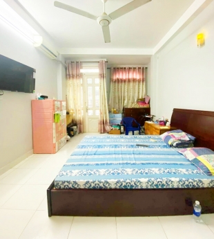 Bán nhà đẹp 3 Tầng 30m2 Cách Mạng Tháng 8 Tân Bình chỉ 3.5 tỷ