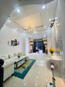 Gấp bán  giá rẻ HXH Nguyễn văn Khối -GVâp 68 m2 chỉ  5.9  tỷ TL