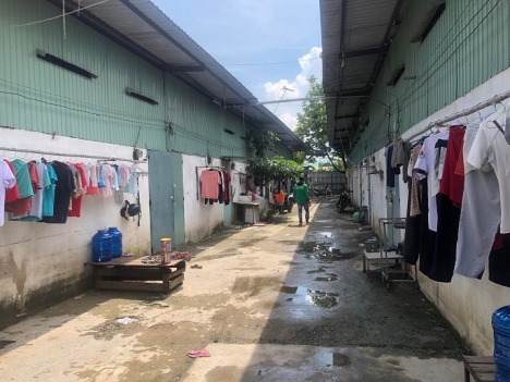 Bán  Gấp Đất tặng   Phước Long B,  Quận 9  9.5X30 280 m2  Giá 28.5   tỷ