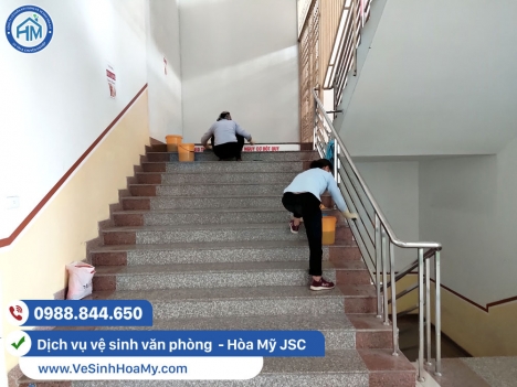 Dịch vụ vệ sinh nhà cửa, vệ sinh nhà cửa