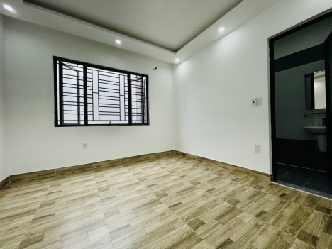 BÁN NHÀ 3 TẦNG TUYẾN 2 LÊ HỒNG PHONG ĐẸP NHƯ TRĂNG RẰM 44m2 -3 TẦNG