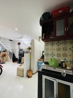 BÁN NHÀ 1/ SẸC ĐƯỜNG HỒNG LẠC , QUẬN TÂN BÌNH CHƯA TỚI 100 TRIỆU/M2.GIÁ 2 TỶ 99