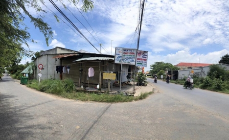 Siêu phẩm : Chân Dài Tới Nách 