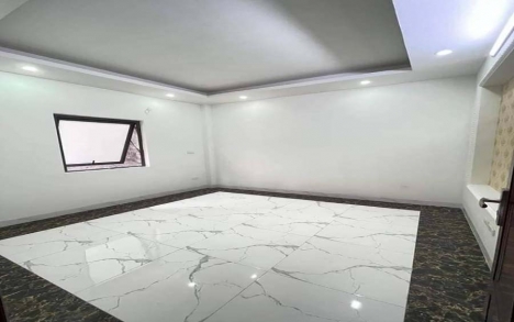 Bán gấp nhà đẹp gần mặt đường Cát Linh,Đống Đa,40mx4T,2 mặt thoáng,ở cực có lộc,giá chỉ hơn 4 tỉ