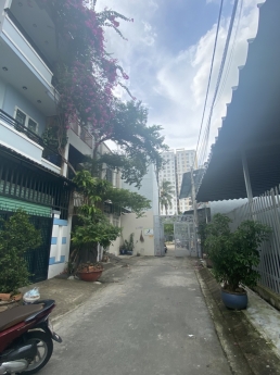 Chủ ngộp, nhà đẹp Tam Bình, Thủ Đức, 2 mặt tiền HXH thông, chỉ 4 tỷ.