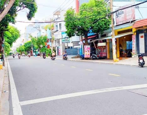 Bán nhà 2 Tầng 40m2 Mặt tiền 5m, Bàu Cát, Tân Bình, nhỉnh 4 tỷ
