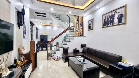NHÀ 4 tầng lô góc - mặt ngõ 6m ô tô tránh nhau tại Khu Phố Vũ Trọng Khánh- Văn Cao
