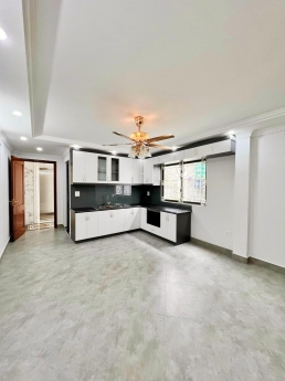 Tòa nhà phố Kim Đồng 6 TẦNG LÔ GÓC, THANG MÁY, đường OTO TRÁNH KINH DOANH, CHO THUÊ, 13.89 Tỷ