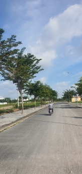 Nhà Sân Vườn Ngay Vành Đai 3
