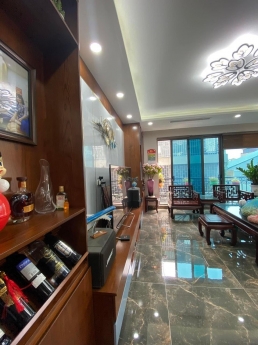 Bán nhà 4 tầng 45m2 siêu mới cực đẹp, 2 mặt thoáng tại phố Dịch Vọng Hậu