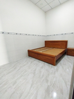 Nhà chủ cần bán gấp Lã Xuân Oai cách Lê Văn Việt 70m N5.1m giá 5 tỷ