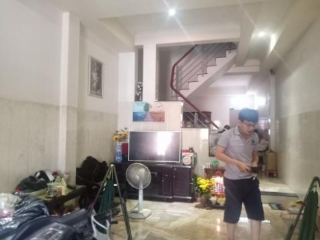 Cần vốn kinh doanh bán gấp nhà đường Kinh Dương Vương, P12, Q6.