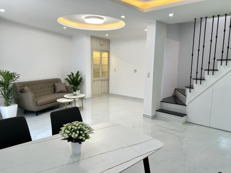 BÁN NHÀ THÁP BÀ SÁT BIỂN NHA TRANG
