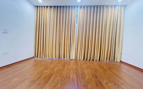 Bán nhanh nhà đất gần đường Vũ Thạnh,Đống Đa,giá nhỉnh 4 tỷ,40mx4T,2 mặt thoáng,ở rất thích