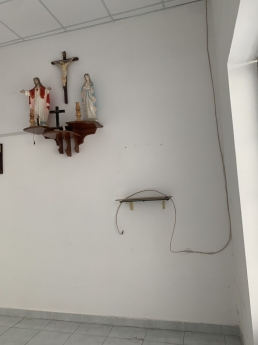 95m2 , cấp 4, hxh thông,sát bên nhà thờ Nữ vương Hòa Bình , Gò Vấp.