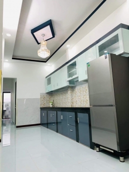 Bán gấp nhà hẻm 1 sẹc đường liên khu 4.5 .32 m2 giá 2 tỷ 4