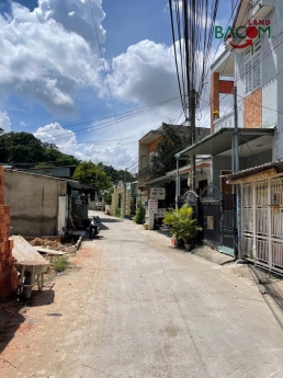 Bán đất 81m2 SHR thổ cư đường ô tô cách Huỳnh Văn nghệ 30m chỉ 2ty650