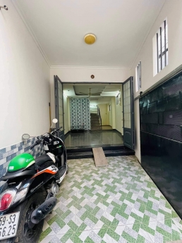 Gấp bán giá rẻ 2 tầng Nguyễn Văn Nghi P5 40m2 nhỉnh 3.x tỷ TL