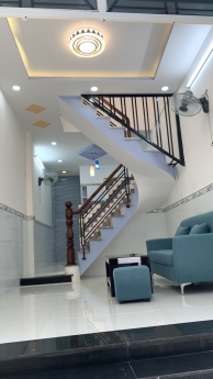 Bán Nhà Đường Huỳnh Văn Nghệ, Phường 15, Tân Bình, 3,3x9, 2 Tầng