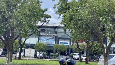 VILLA ĐẸP VIEW CÔNG VIÊN SHOWROOM Ô TÔ VÂY XUNG QUANH