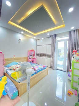 Hẻm xe hơi Phan Đăng Lưu 90m 3lầu 4PN chỉ 8 tỷ5