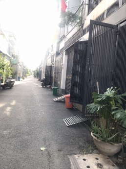 Cho thuê nhà 1T + 2L, nhà thoáng đẹp(hình thực tế). HXH có nội thất Đương số 8, Linh Đông, Thủ Đức